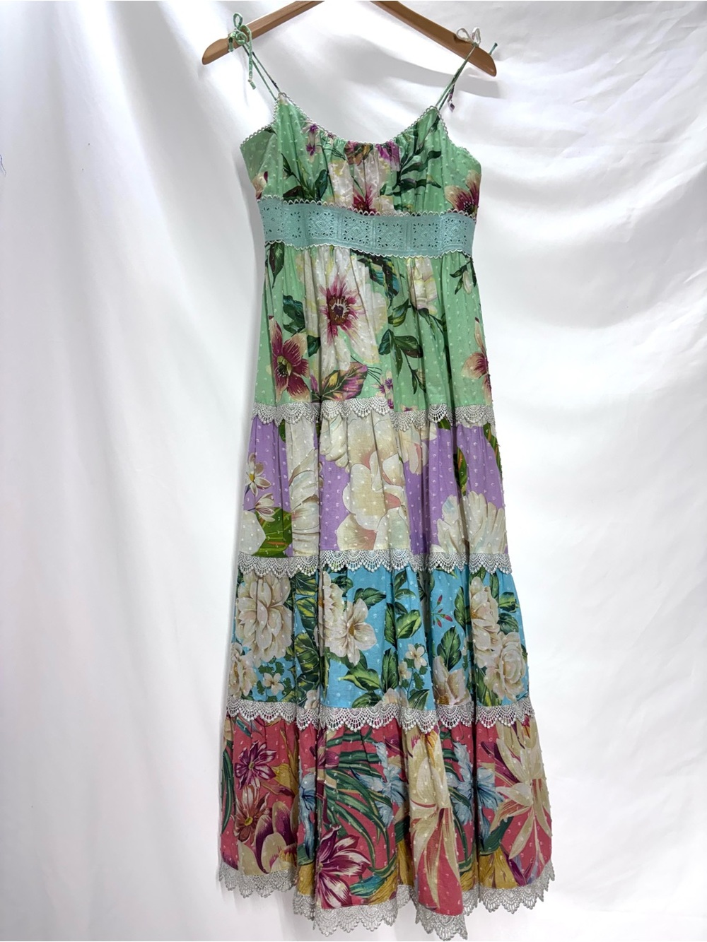 FARM Rio Floral Midi Dress in Purple, Pink, Green, Cream Large runs small - Picture 2 of 13